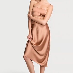 Victoria’s Secret Luxe Satin Crop Bandeau Top & Slip Skirt Set in Desert Blush 🩷